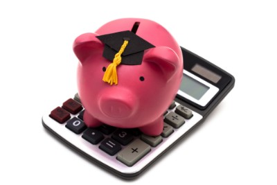 Create a student budget, apply for scholarships & awards, graduate without debt & money stress.